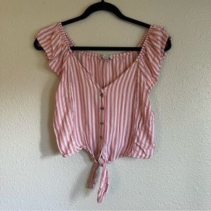3/$20 🛍️ AEO Striped Top